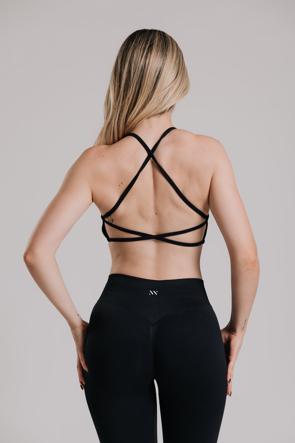NovaForm Strappy Bra - Pure Black